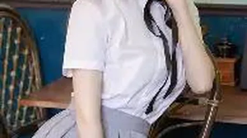 朱易在花滑亚洲公开赛成年组女单短节目中领先