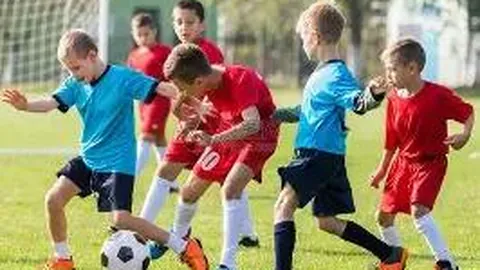 梦想绿茵场，勇往直前